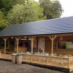 SLATE EFFECT ON BUILDING IN LOUGH KEY FOREST PARK